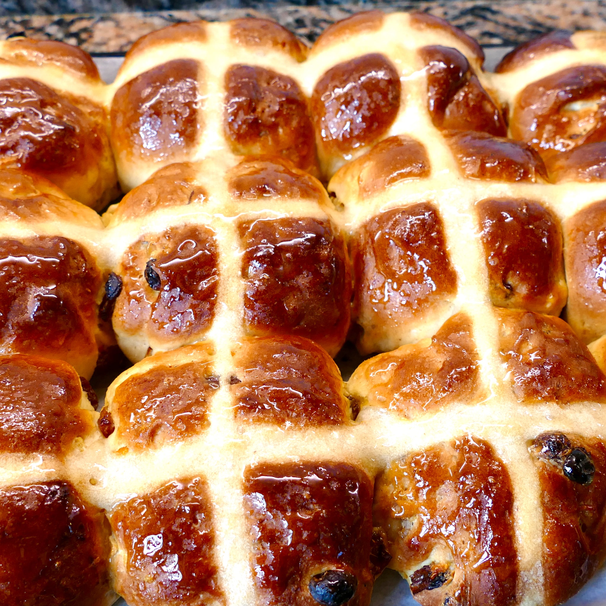 4 x Hot Cross Buns – Lara's Loaf